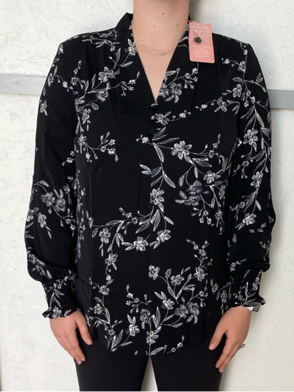 Black Floral V-Neck Blouse new with tags
